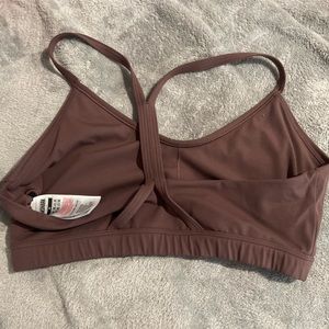 Brown  gym shark sports bra. Size medium. No padding